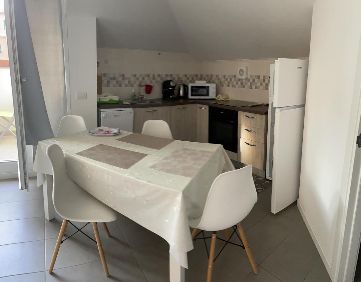 בורדיגרה Guesthouse Villa Jung מראה חיצוני תמונה